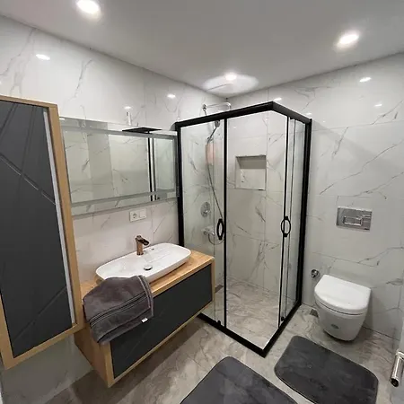 Lux Muhtesem Konumda Desing Κωνσταντινούπολη